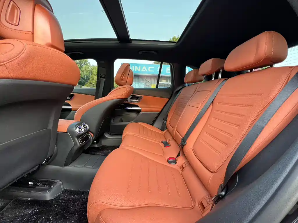 Mercedes-Benz GLC — миниатюра 5