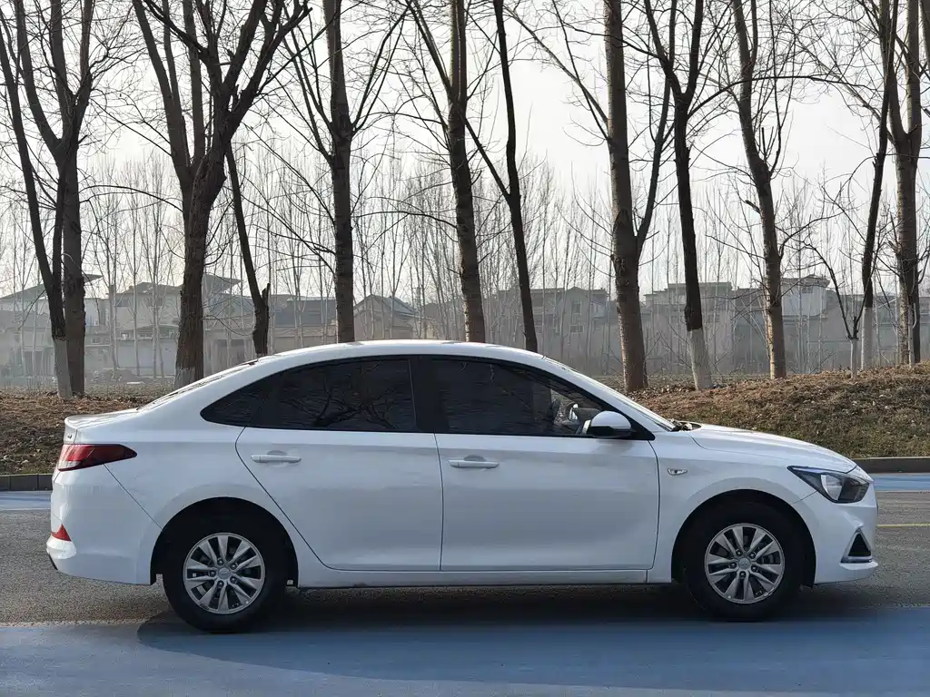 HYUNDAI YUEDONG