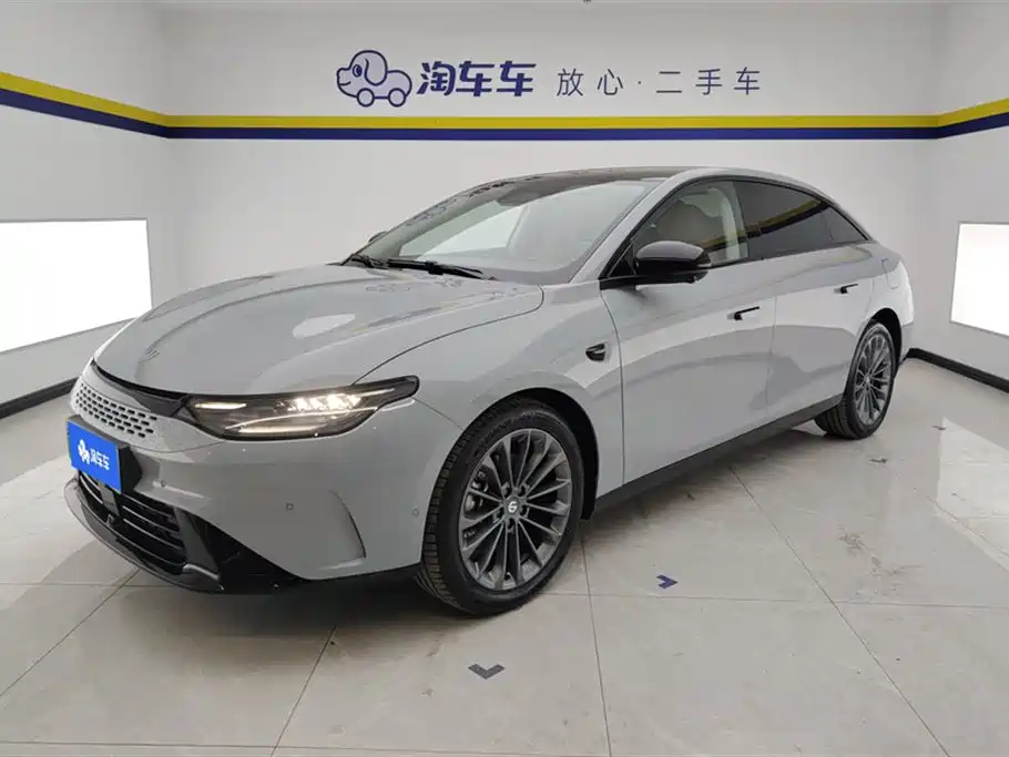 ZERO-RUNNING CAR ZERO RUN C01