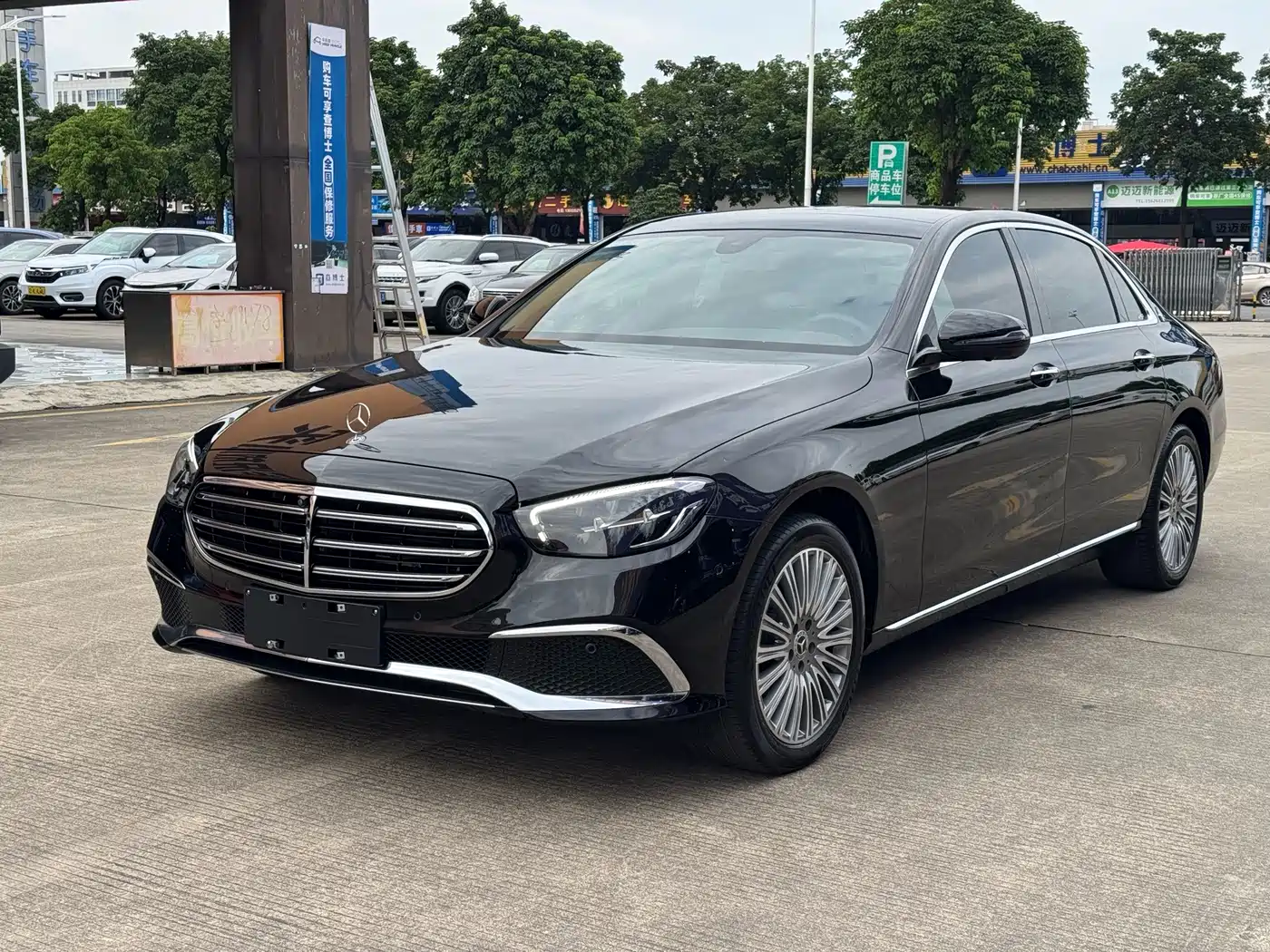 奔驰E级 2022款 改款二 E 300 L 豪华型 2022