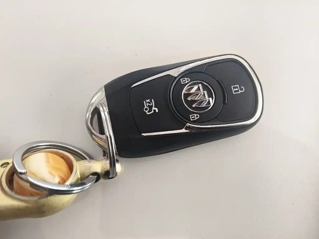 Buick Verano — миниатюра 9