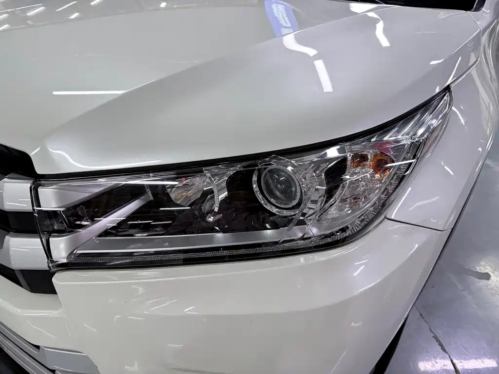 Toyota Highlander — миниатюра 4