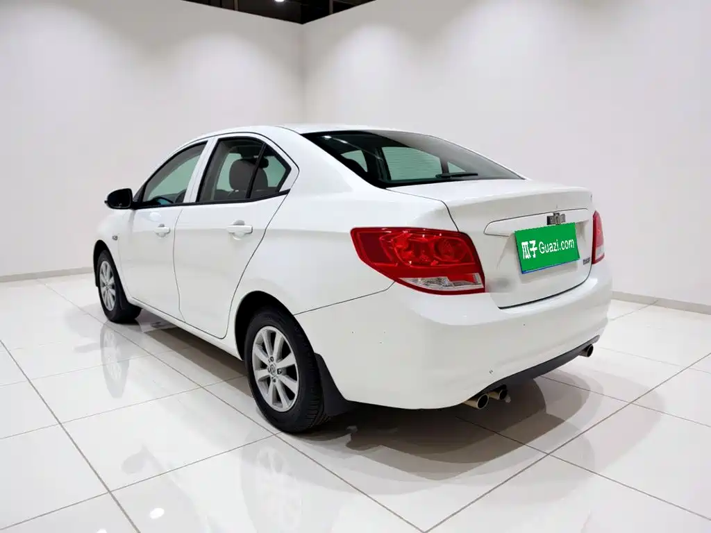 Chevrolet Sail — миниатюра 4