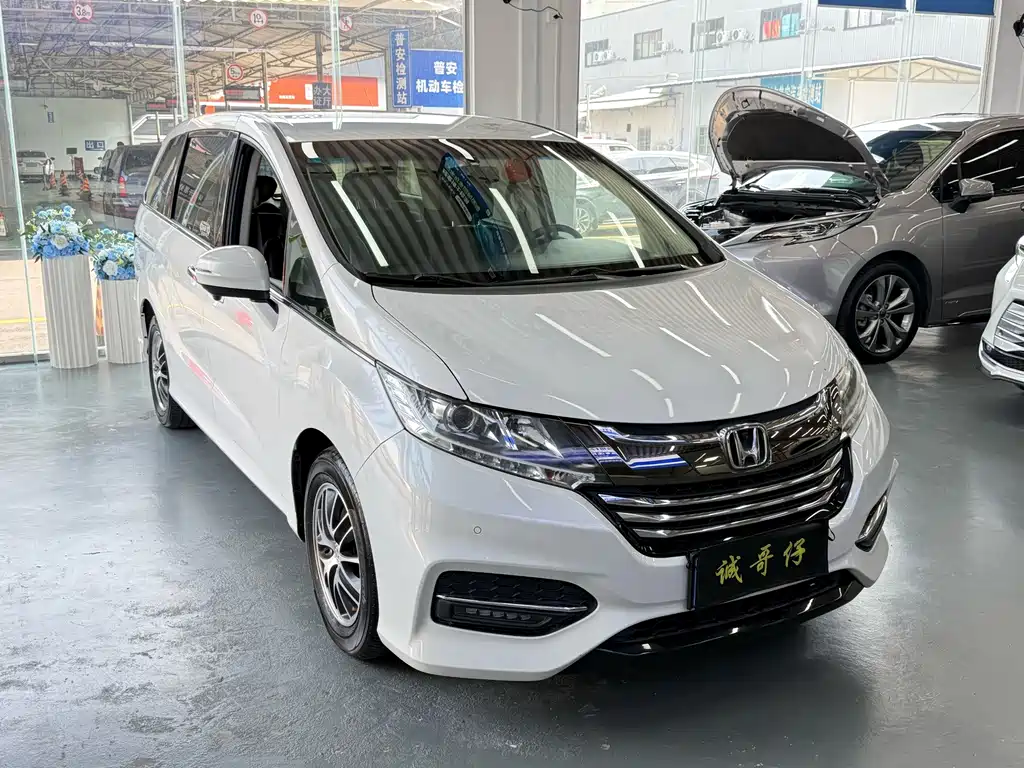 Honda Odyssey — миниатюра 12