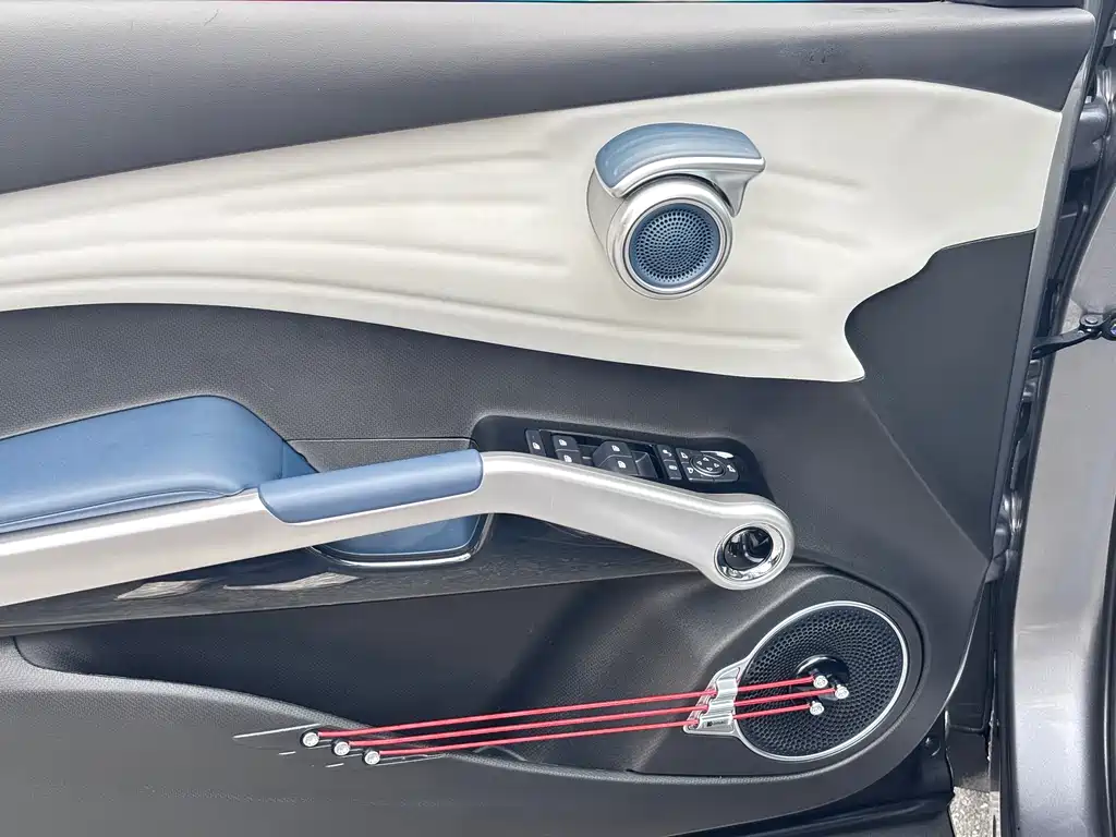 BYD Yuan Plus — миниатюра 21