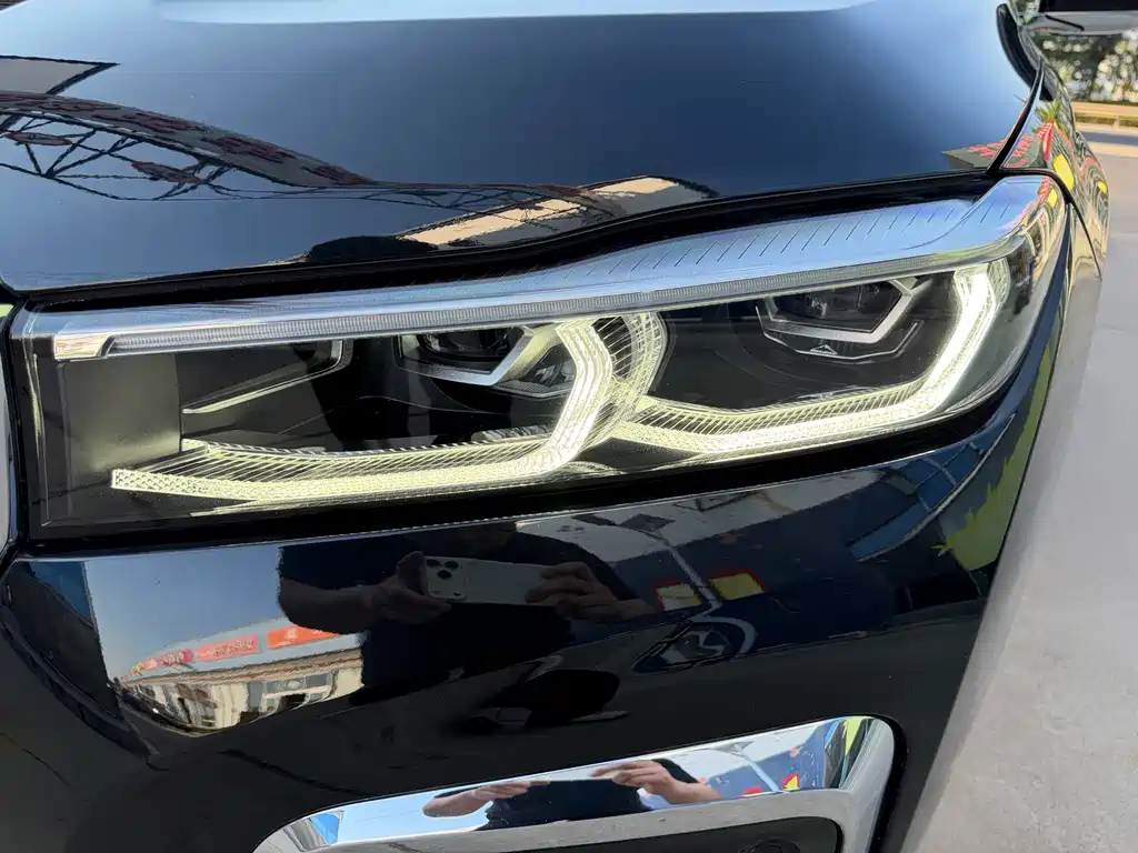 BMW 7 Series — миниатюра 36