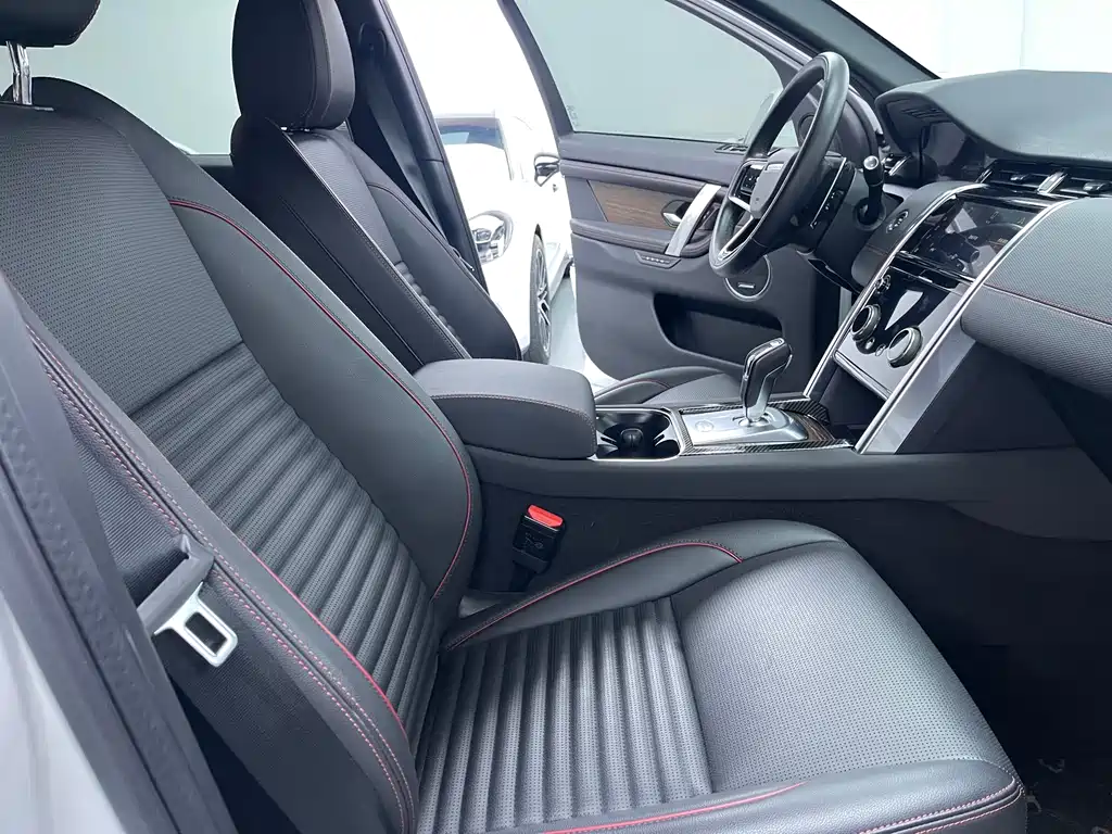 LAND ROVER DISCOVER SPORTS