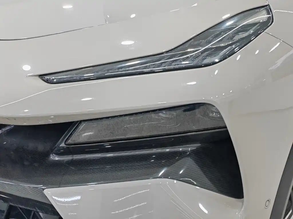 Lotus Eletre 2023 ELETRE R+