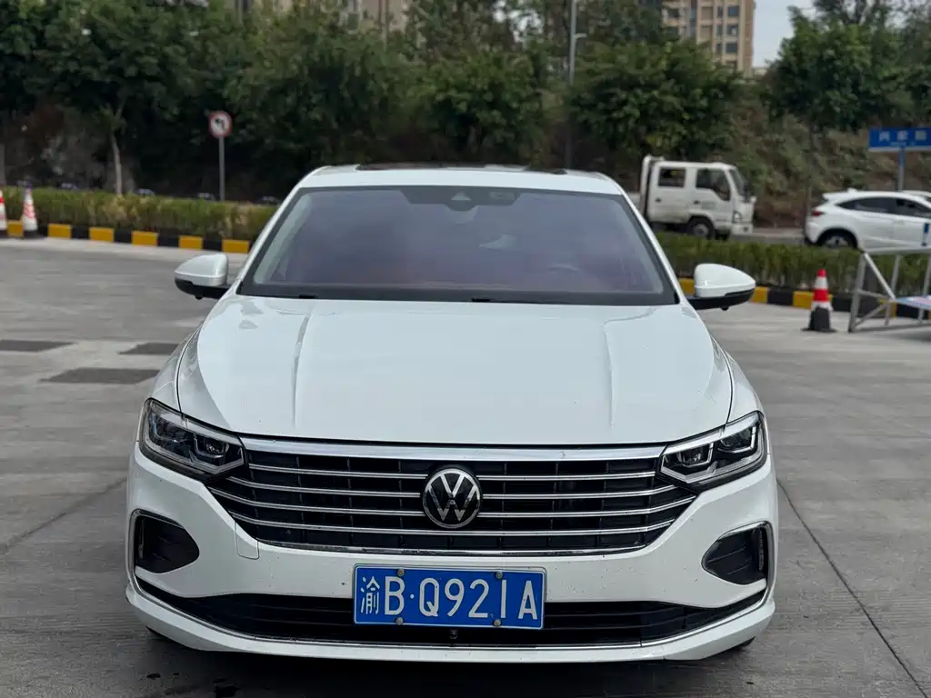Volkswagen Lavida — миниатюра 2