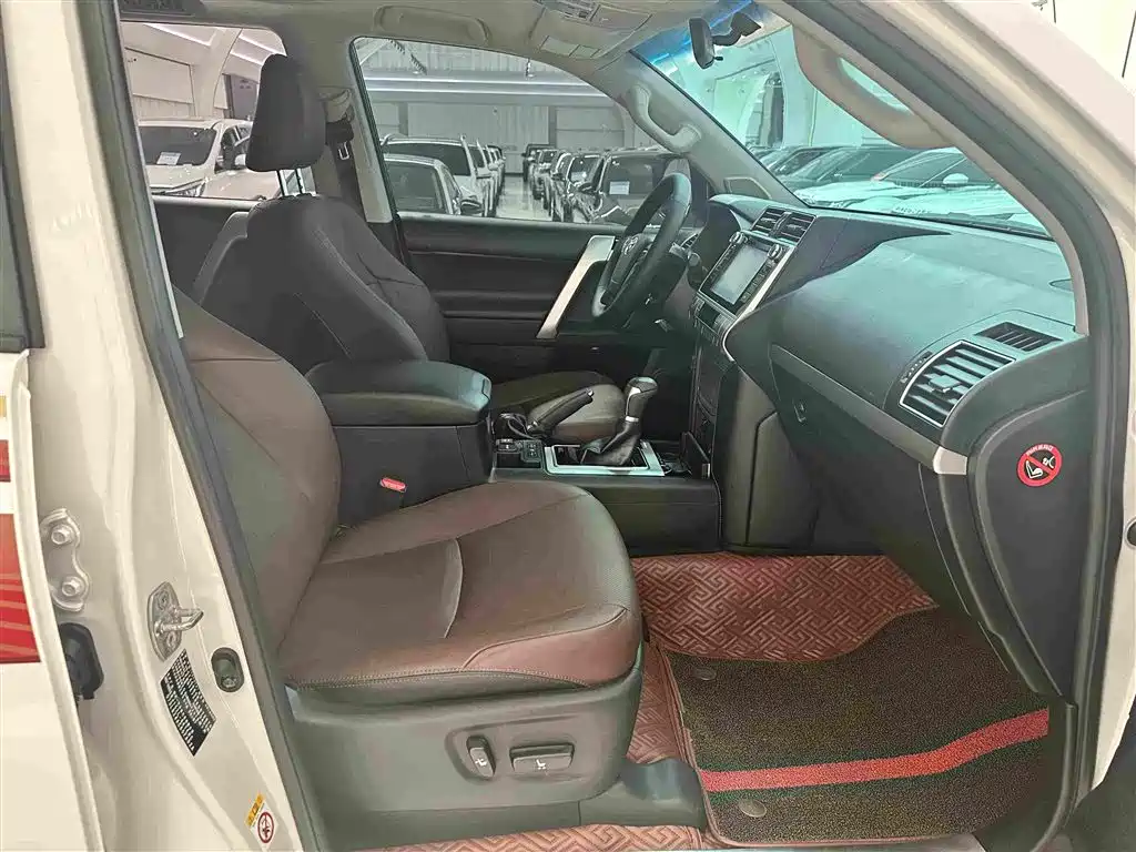 Toyota Prado — миниатюра 18
