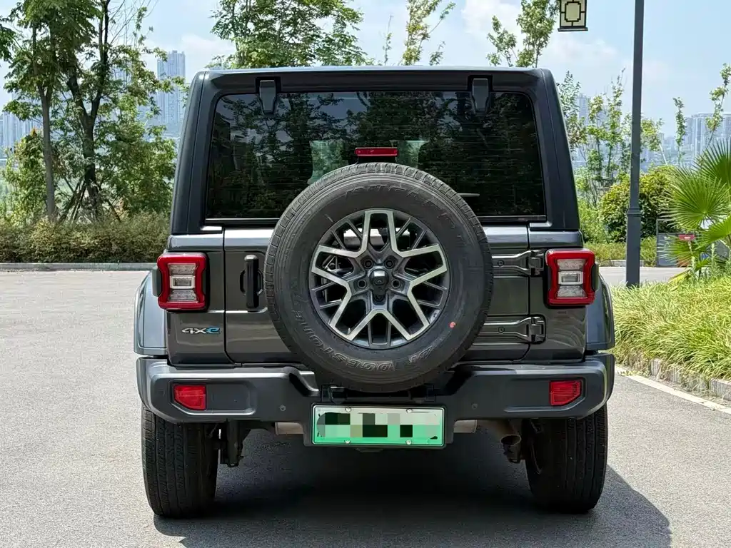 Jeep Wrangler PHEV — миниатюра 5
