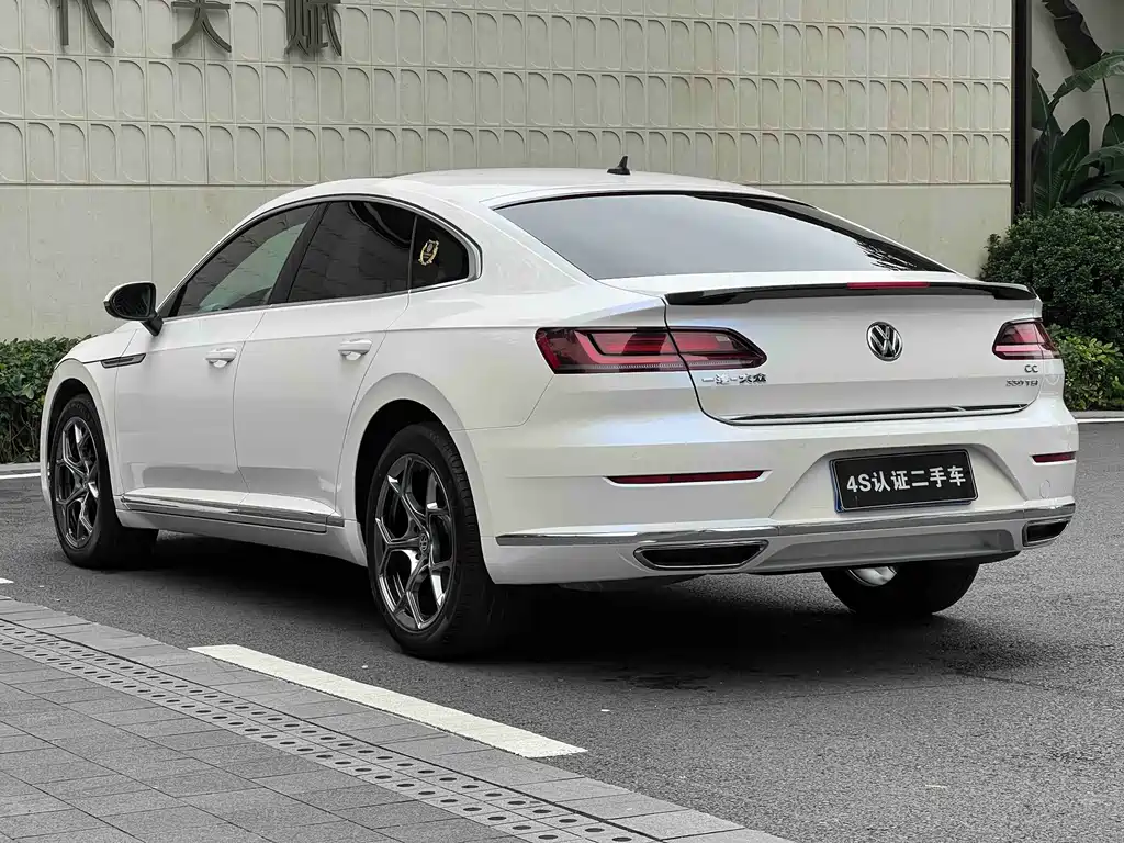 Volkswagen FAW - Passat CC CC 2020 330TSI VI