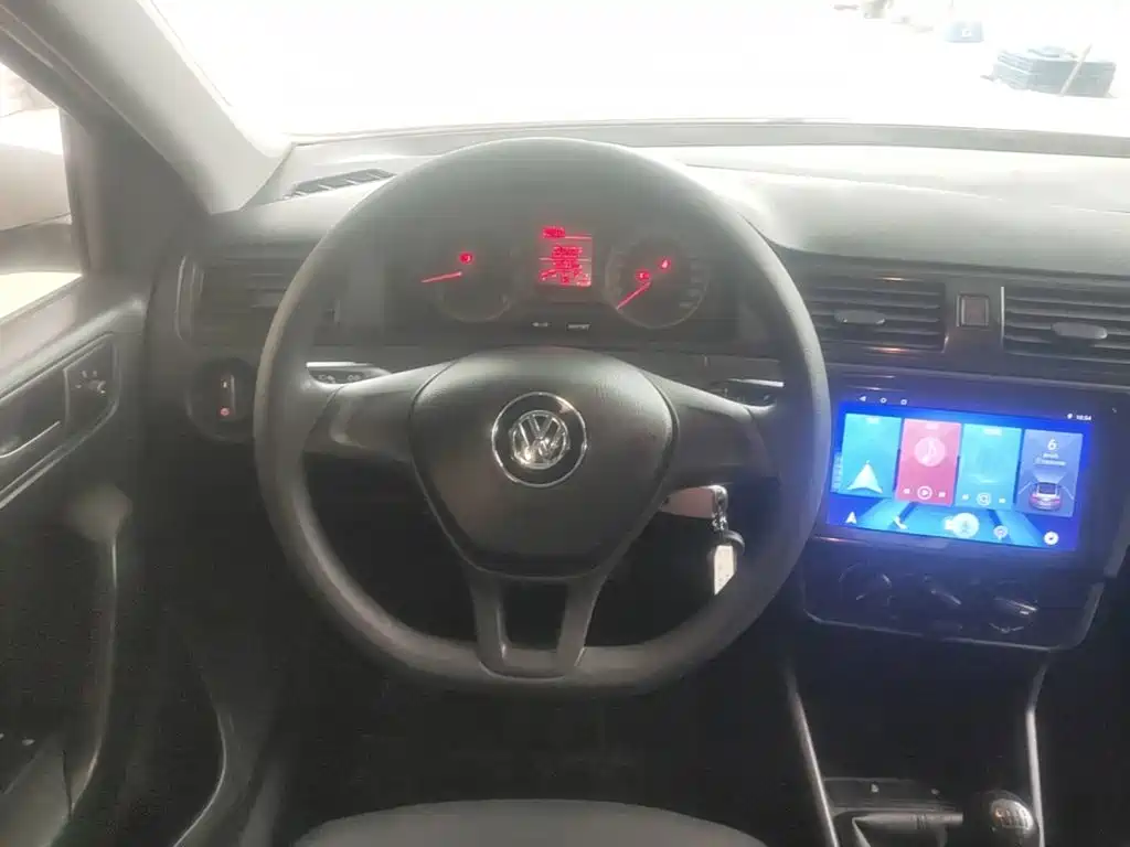 Volkswagen Santana — миниатюра 11