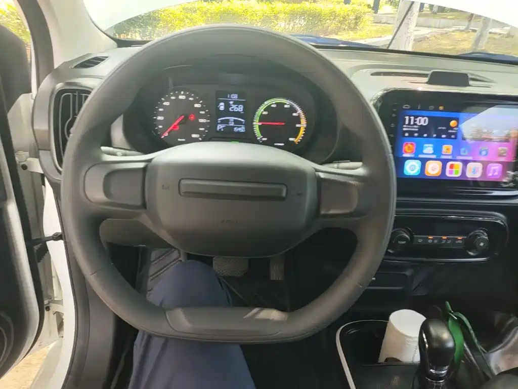 Roewe Clever — миниатюра 11