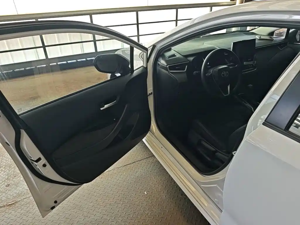 Toyota Corolla — миниатюра 16