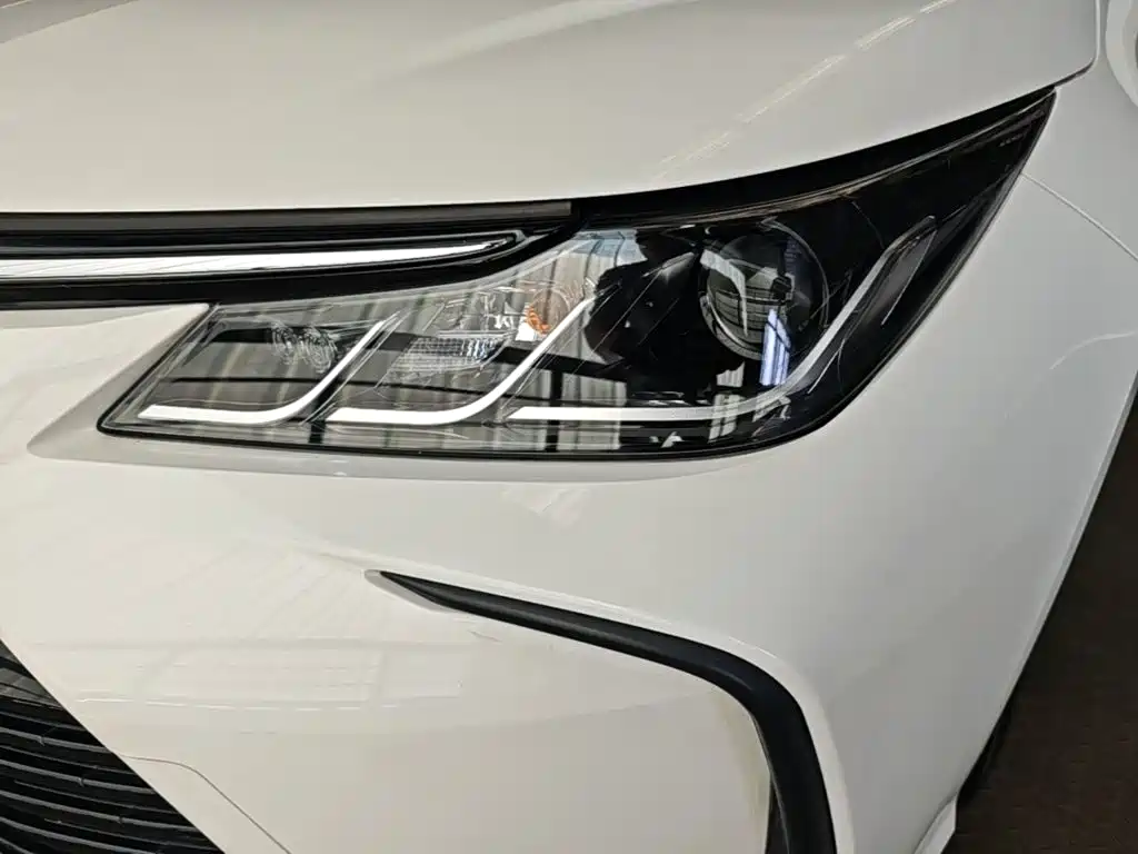 Toyota Corolla — миниатюра 24
