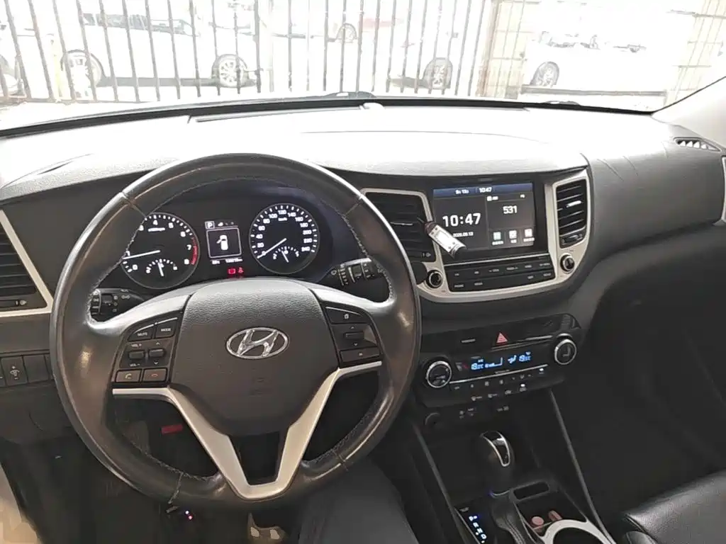 Hyundai Tucson — миниатюра 10