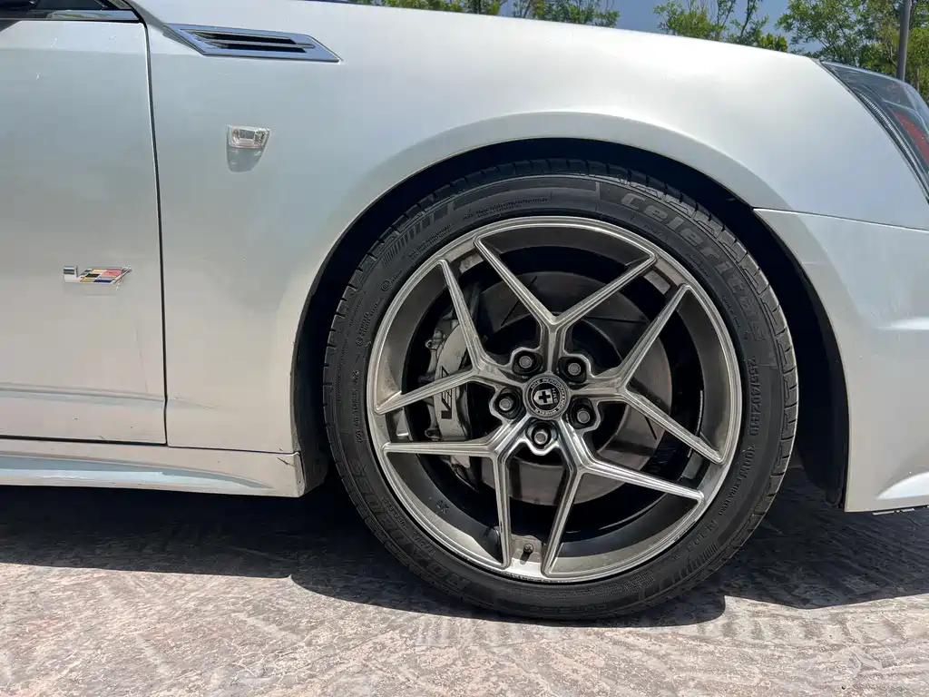 Cadillac CTS 2009 6.2L CTS-V