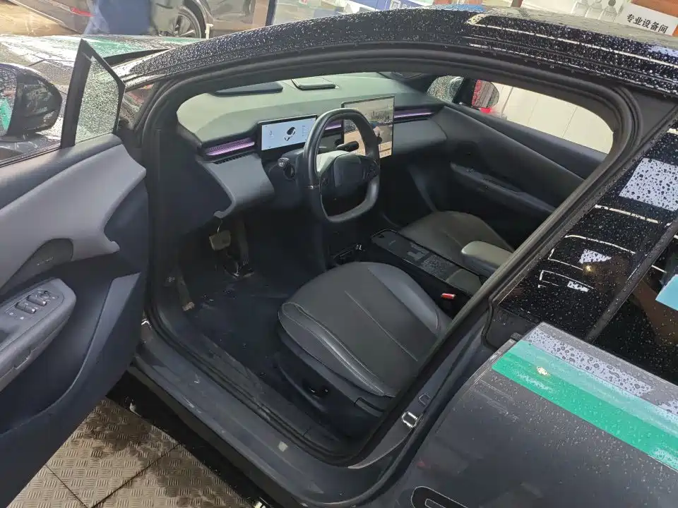 Lynk & Co Z20 — миниатюра 2