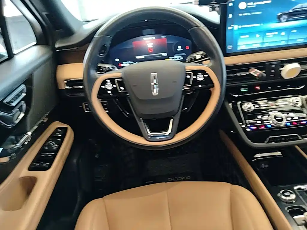 Lincoln Corsair — миниатюра 11