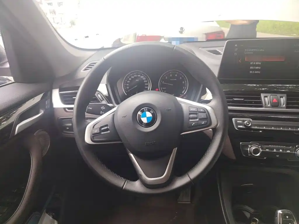 BMW X1 — миниатюра 6