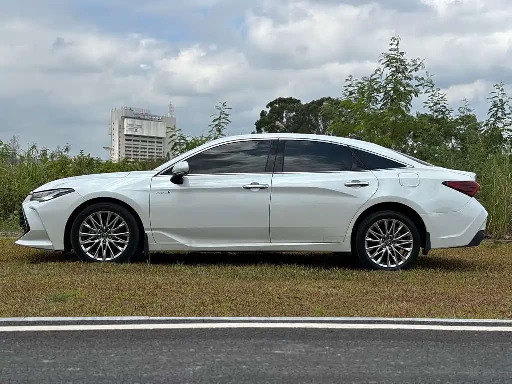 Toyota Avalon — миниатюра 27