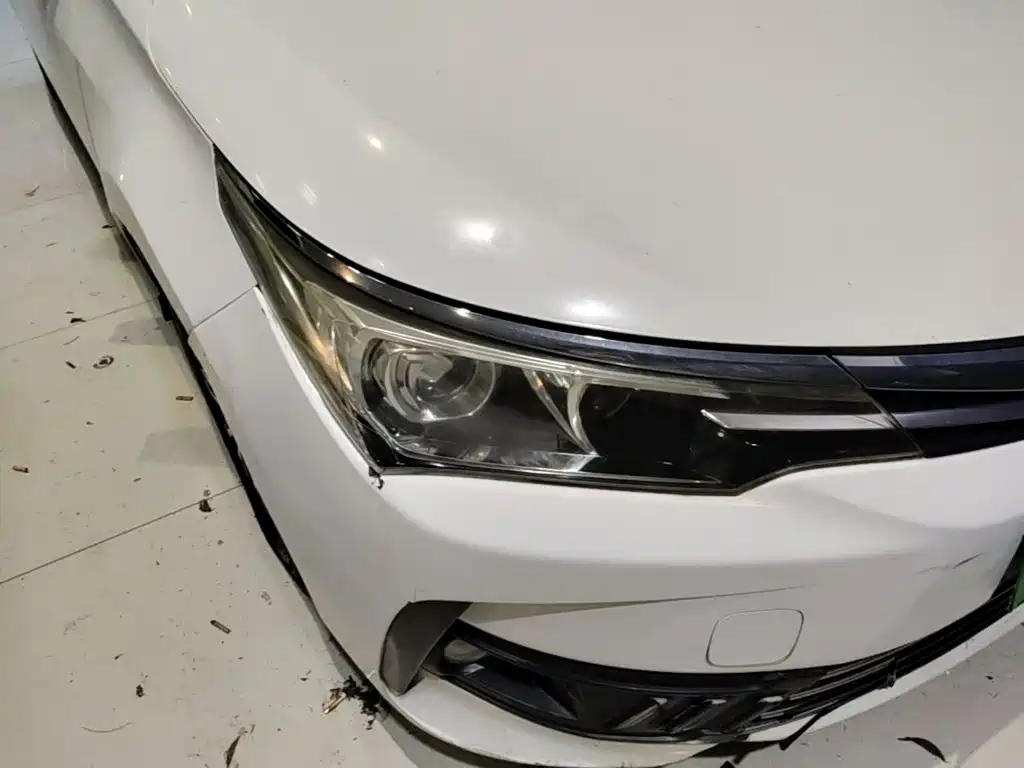 Toyota Corolla — миниатюра 8
