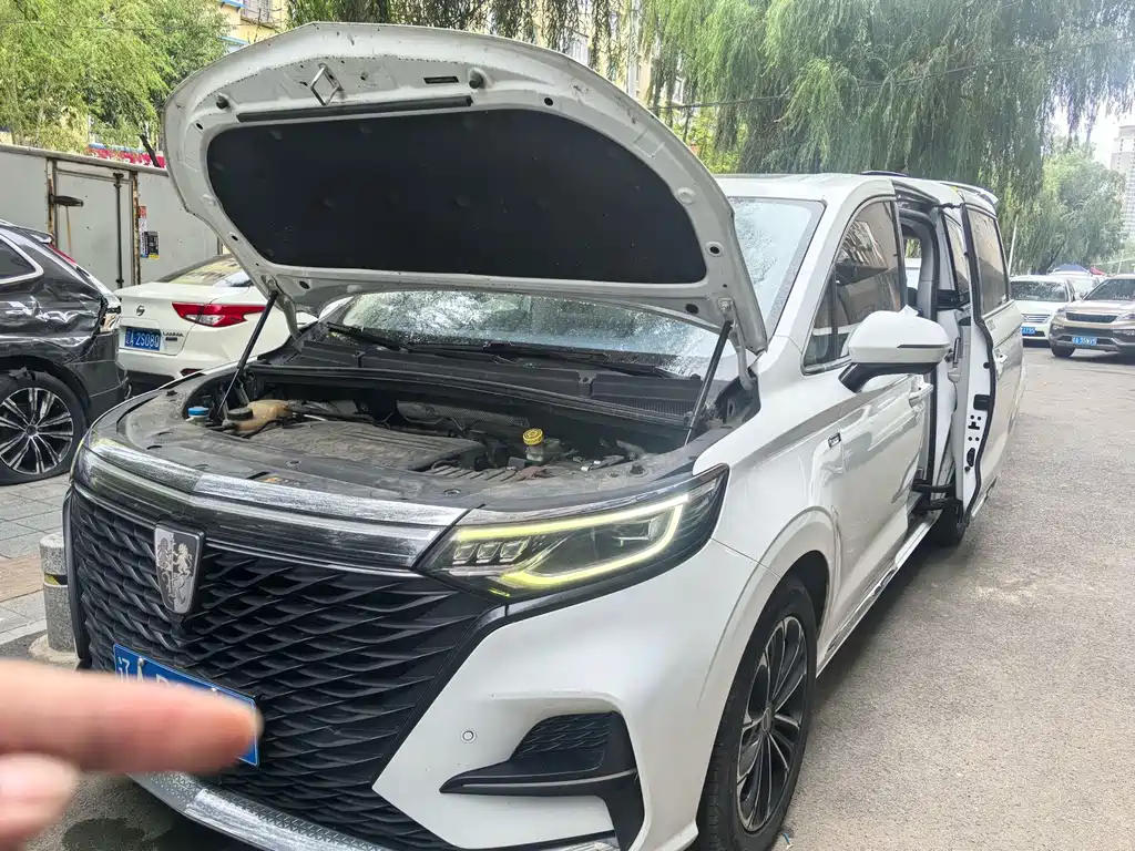 Roewe iMAX8 — миниатюра 2