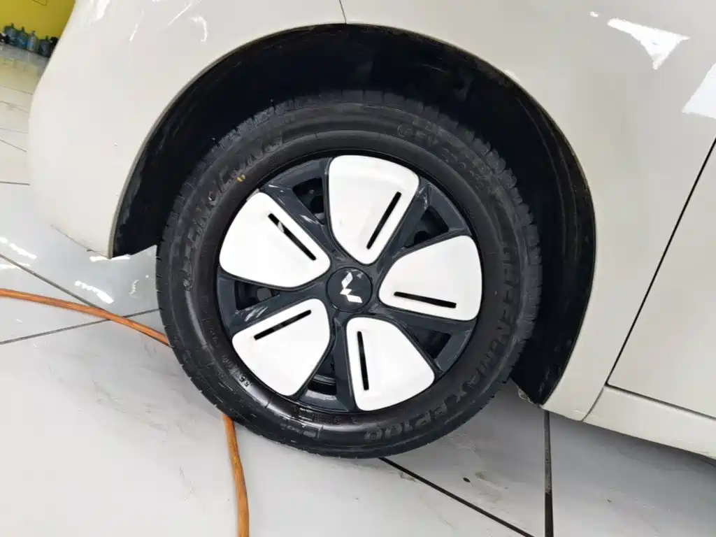Wuling MINIEV — миниатюра 23