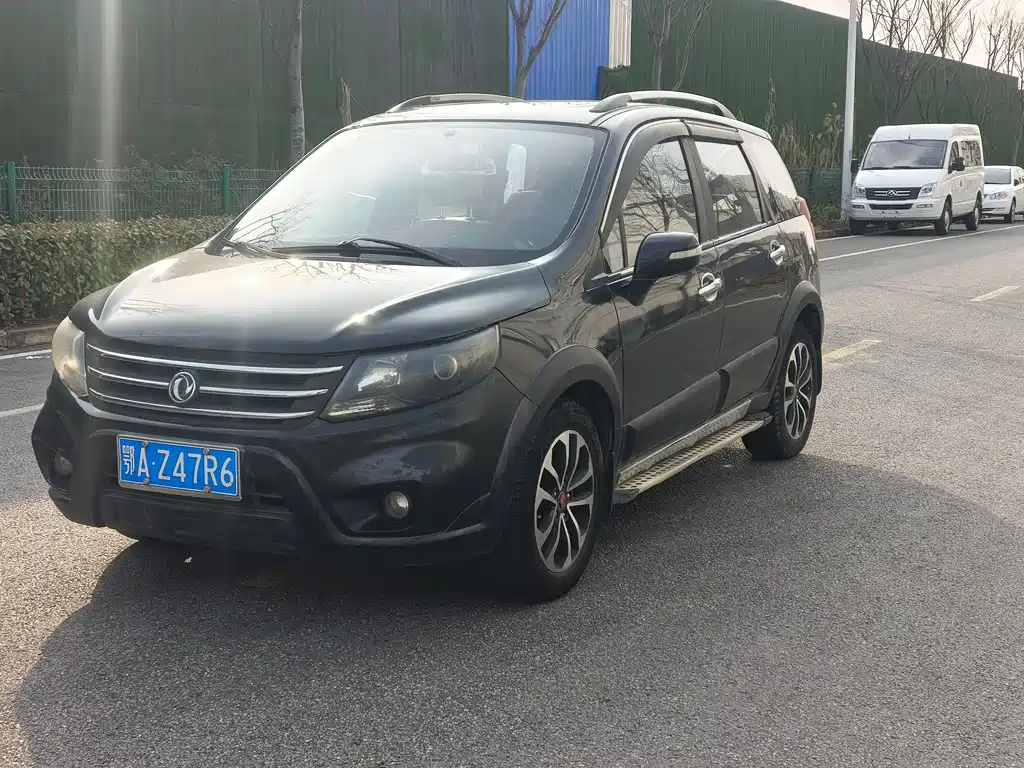 Dongfeng X5 2016 1.6L MT Premium