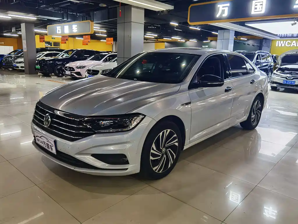 Volkswagen Sagitar 2021