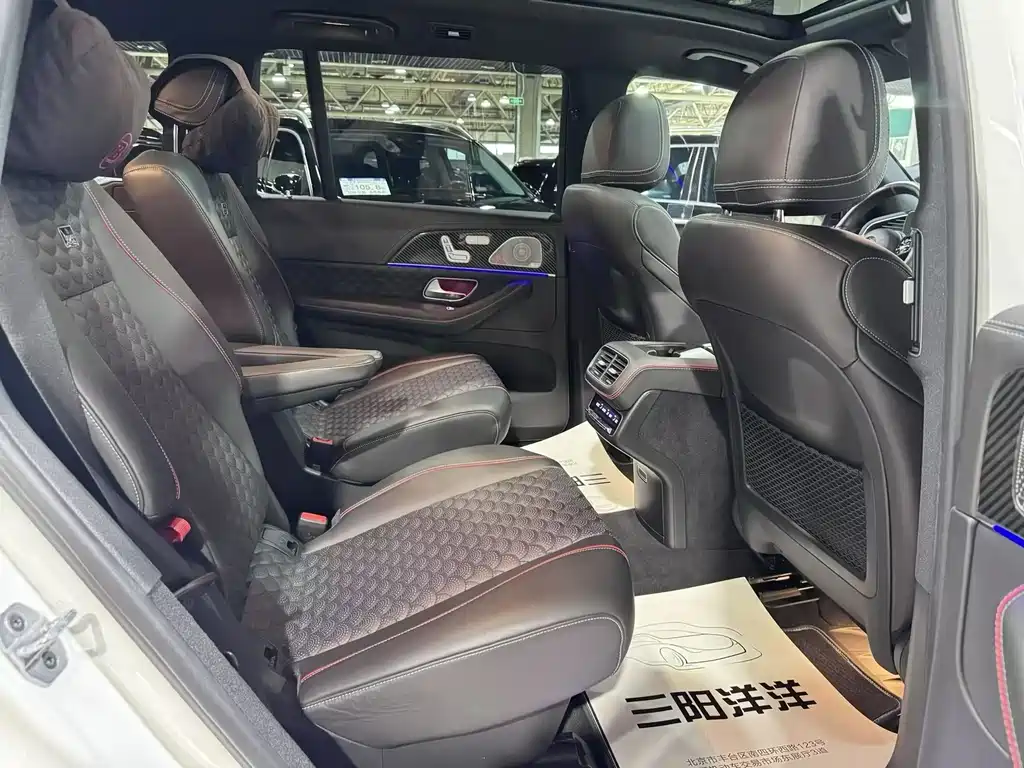 Mercedes-Benz GLS — миниатюра 7