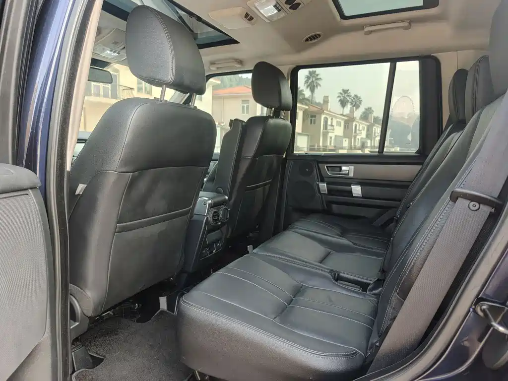 Land Rover Discovery 2016 3.0 SC V6 HSE