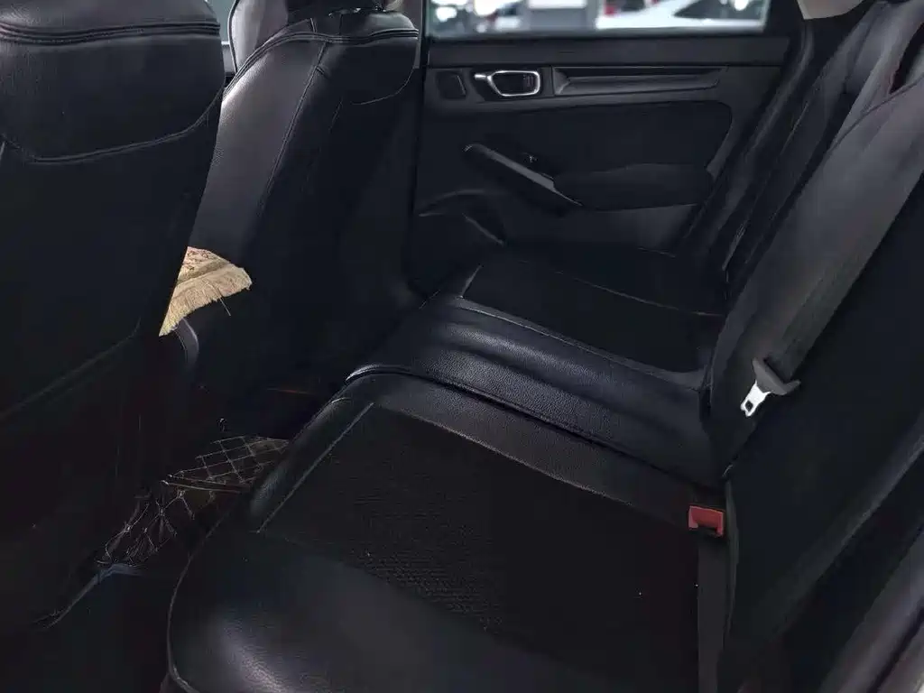 Honda Civic — миниатюра 9