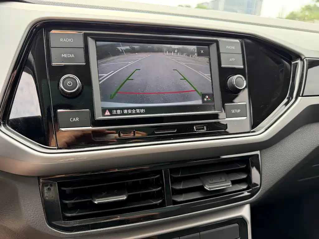 Volkswagen T-Cross — миниатюра 14