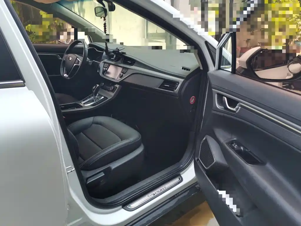 Geely Emgrand GS — миниатюра 20