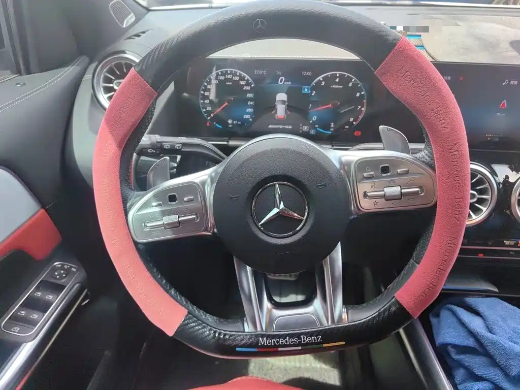 Mercedes-Benz GLA AMG — миниатюра 13