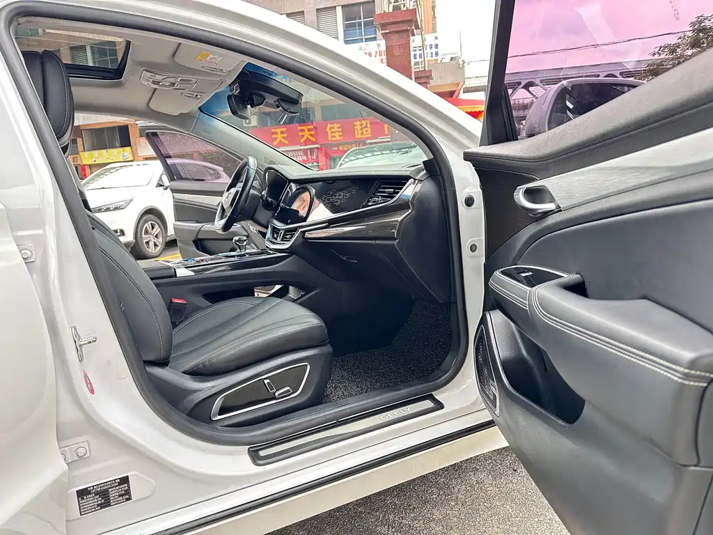 Geely Borui Hybrid — миниатюра 8