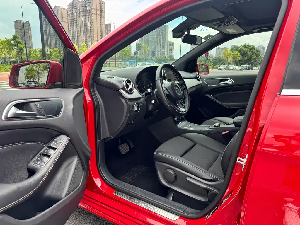 Mercedes-Benz B-Class — миниатюра 5