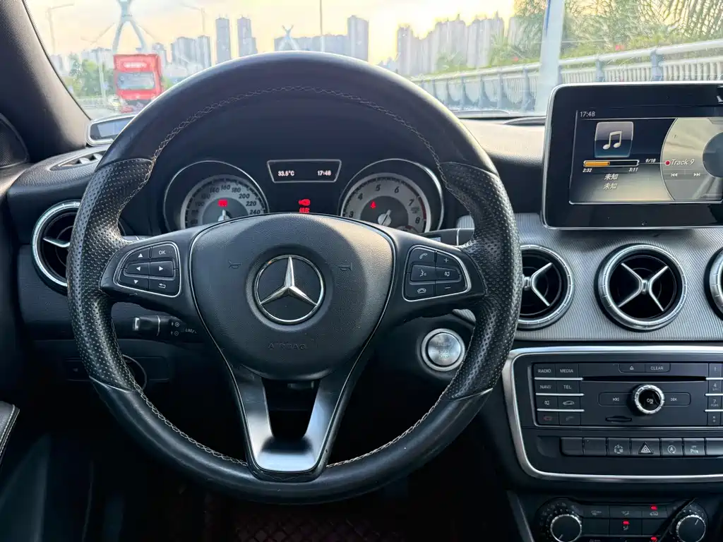 Mercedes-Benz CLA (Import) — миниатюра 11