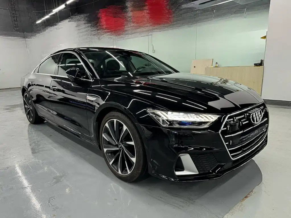 AUDI A7L