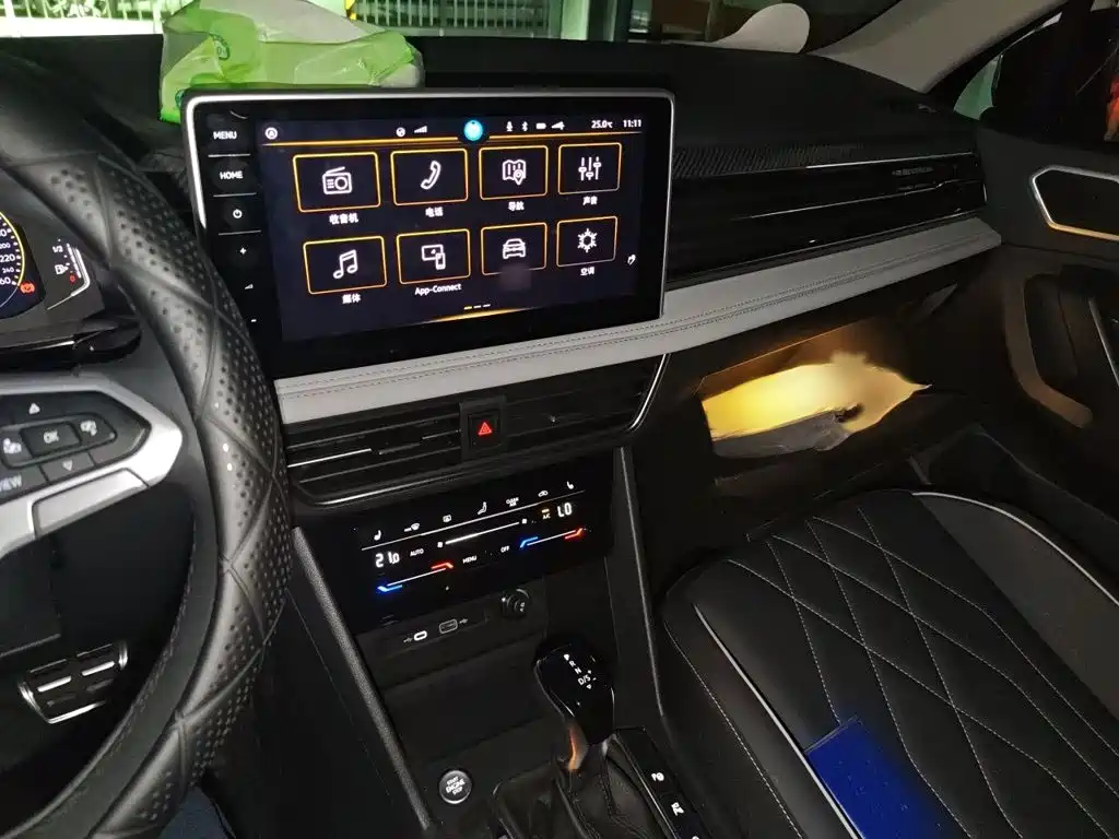 Volkswagen Tiguan L — миниатюра 6