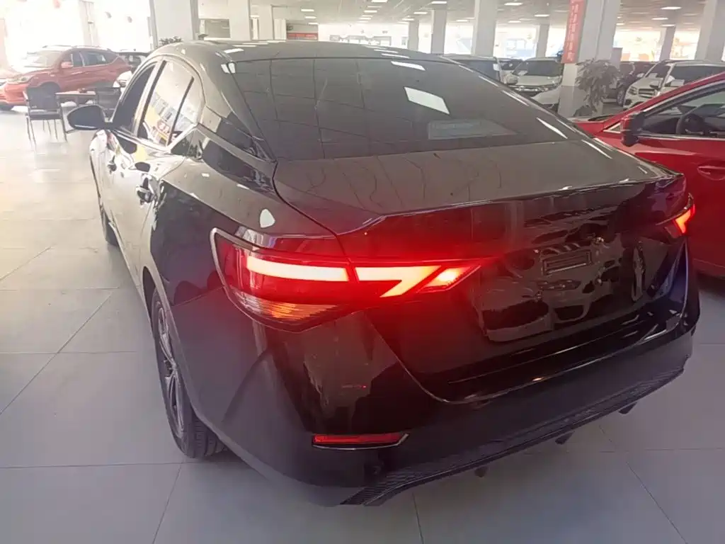 Nissan Sylphy — миниатюра 5