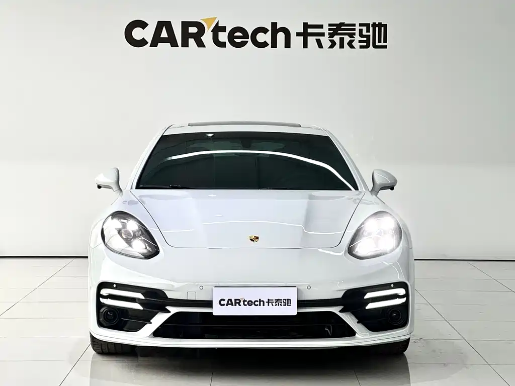 Porsche Panamera 2013 Panamera Platinum Edition 3.6L