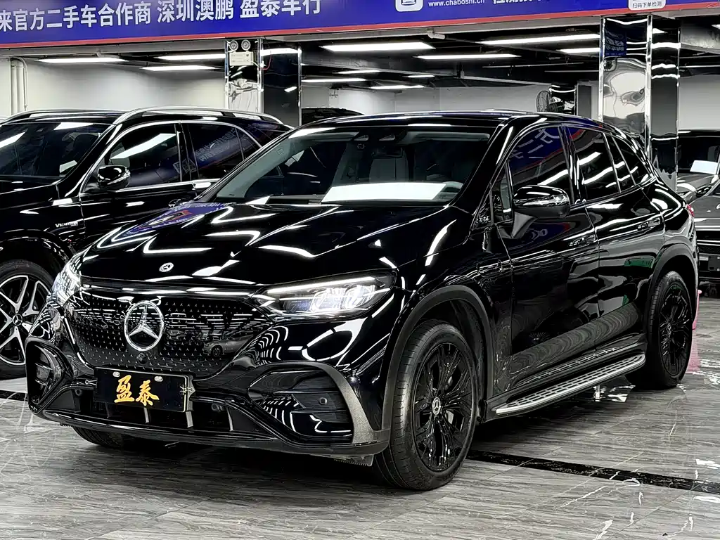 Mercedes-Benz EQE SUV 2023