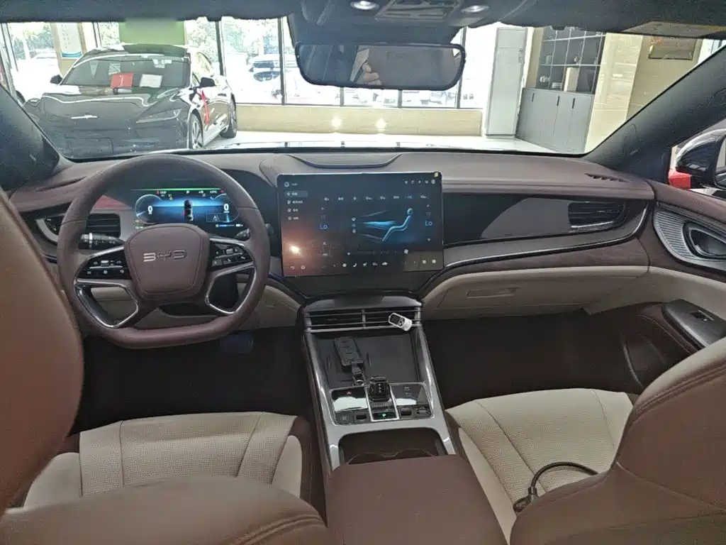 BYD Seal — миниатюра 10