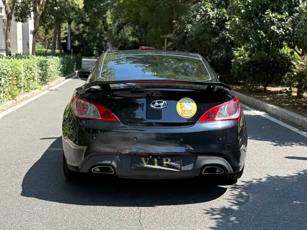 Hyundai Genesis Coupe — миниатюра 8