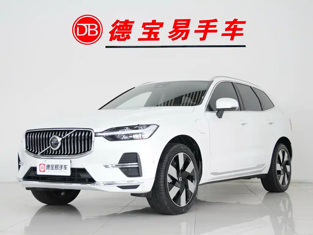 VOLVO XC60 PLUG IN HYBRID