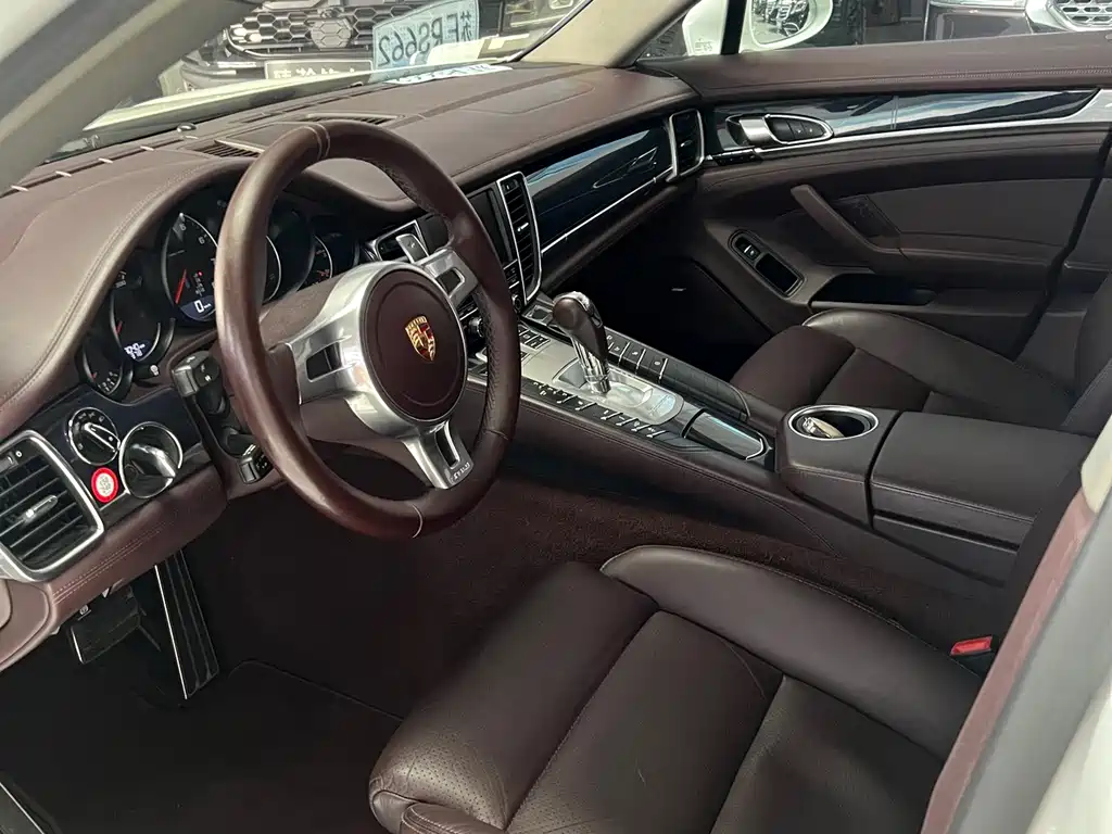 Porsche Panamera — миниатюра 7