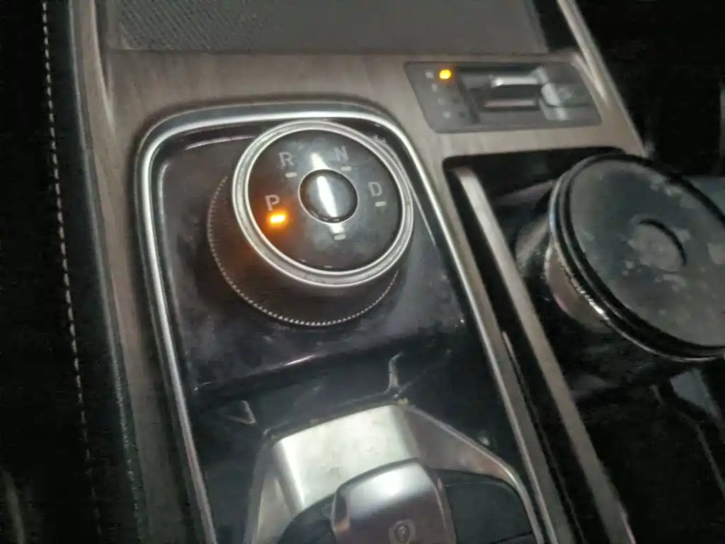 Ford Equator — миниатюра 10